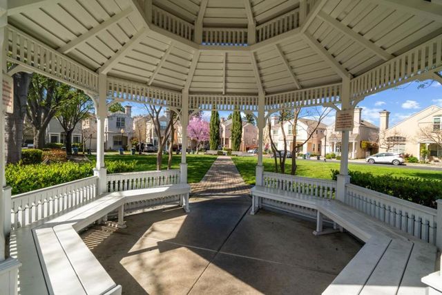 104 Freedom Lane, Mountain View, CA 94040