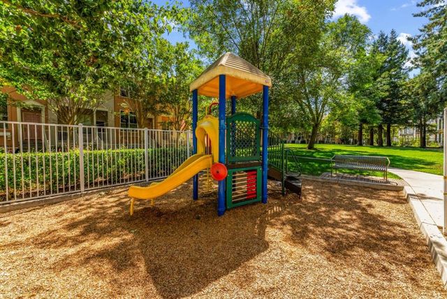 104 Freedom Lane, Mountain View, CA 94040