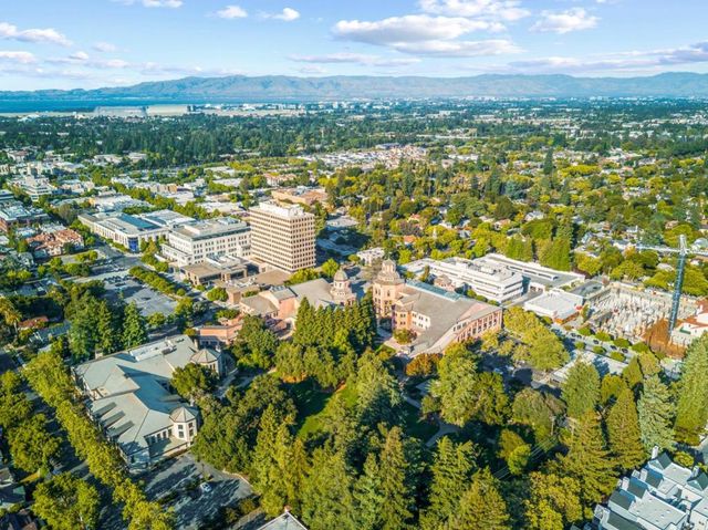104 Freedom Lane, Mountain View, CA 94040