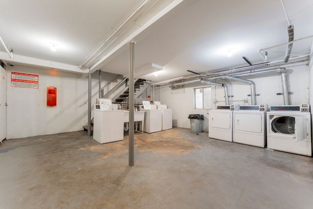 703 E Fullerton Avenue 107, Glendale Heights, IL 60139