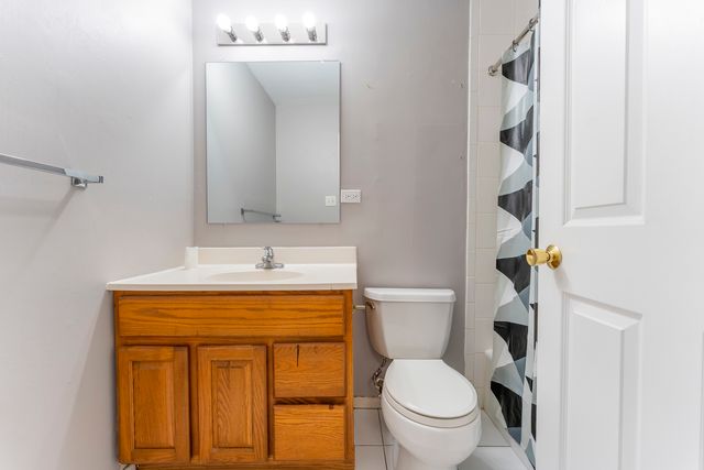 703 E Fullerton Avenue 107, Glendale Heights, IL 60139