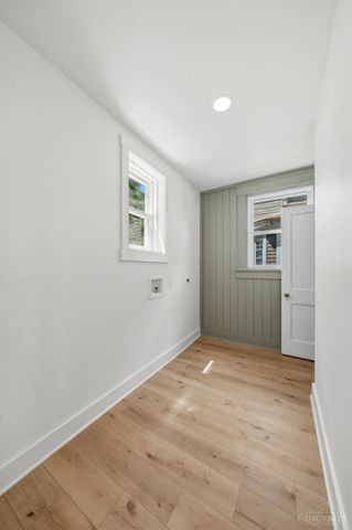 1943 Hewitt Avenue, Cincinnati, OH 45207