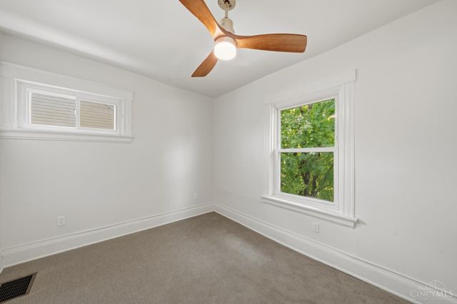 1943 Hewitt Avenue, Cincinnati, OH 45207