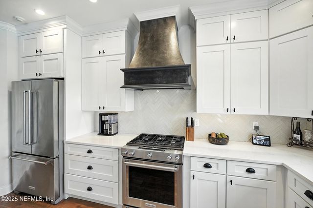 3367 ROYAL PALM Drive, Jacksonville, FL 32250