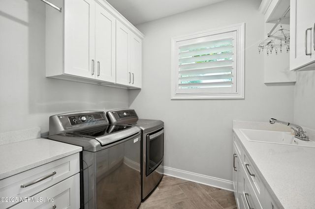 3367 ROYAL PALM Drive, Jacksonville, FL 32250