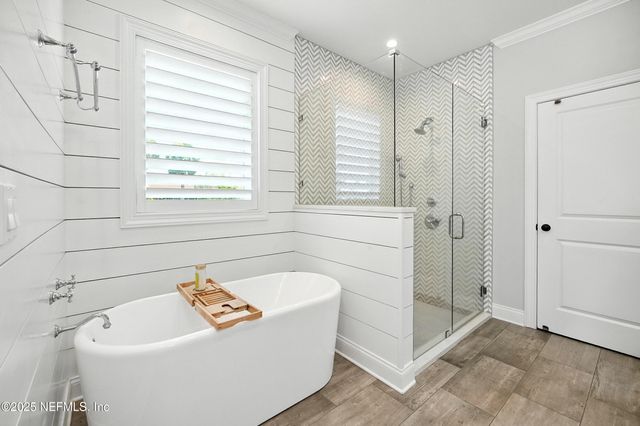 3367 ROYAL PALM Drive, Jacksonville, FL 32250