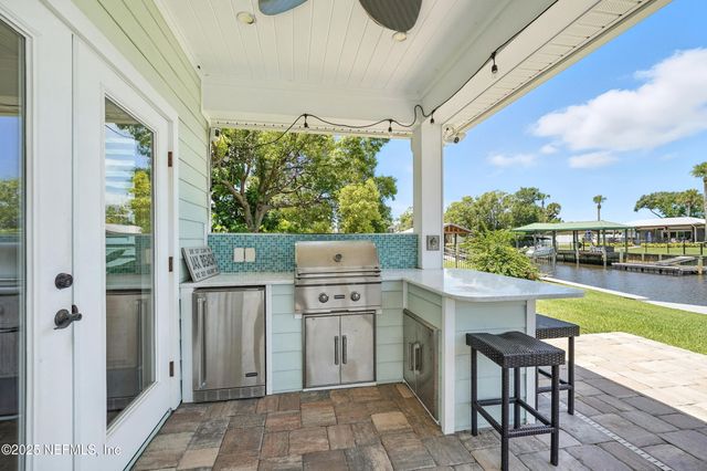 3367 ROYAL PALM Drive, Jacksonville, FL 32250