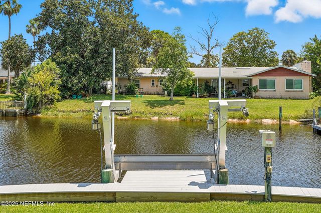 3367 ROYAL PALM Drive, Jacksonville, FL 32250