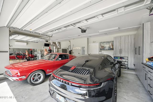 3367 ROYAL PALM Drive, Jacksonville, FL 32250