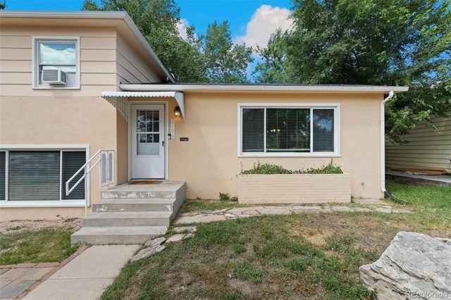 2506 Lelaray Street, Colorado Springs, CO 80909