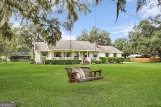 278 Camp Pinckney Drive, Folkston, GA 31537