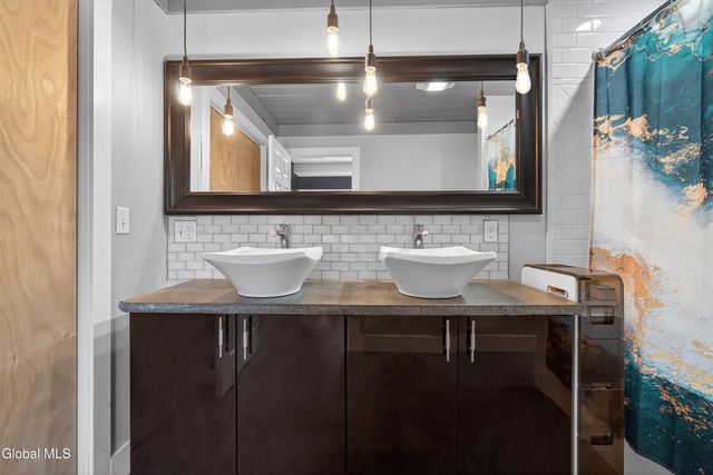 336 Shellstone Road, Florida, NY 12010