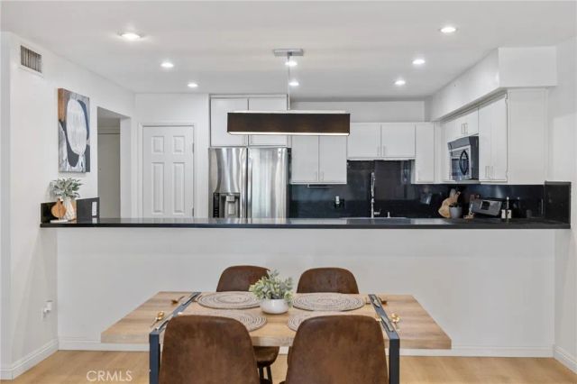 1940 N Highland Avenue 2, Los Angeles, CA 90068
