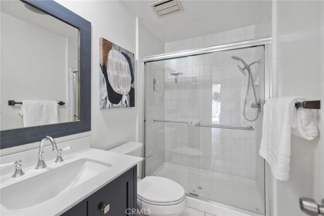 1940 N Highland Avenue 2, Los Angeles, CA 90068