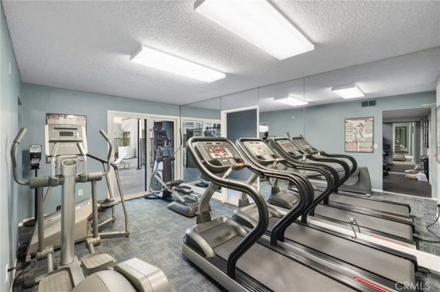 1940 N Highland Avenue 2, Los Angeles, CA 90068