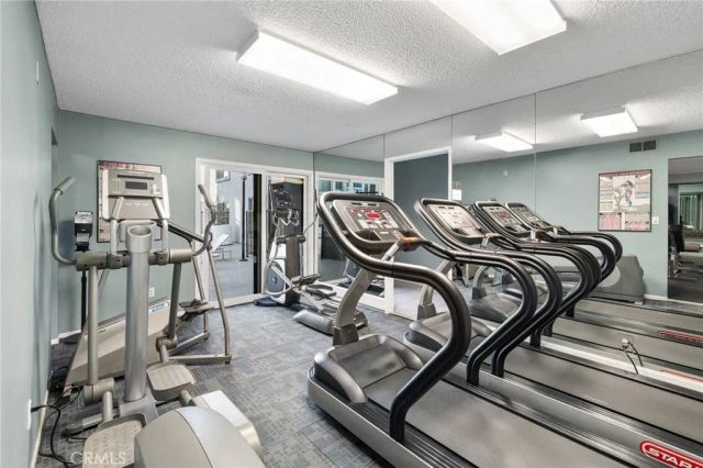 1940 N Highland Avenue 2, Los Angeles, CA 90068