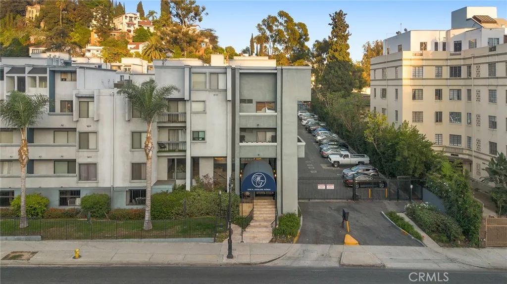 1940 N Highland Avenue 2, Los Angeles, CA 90068