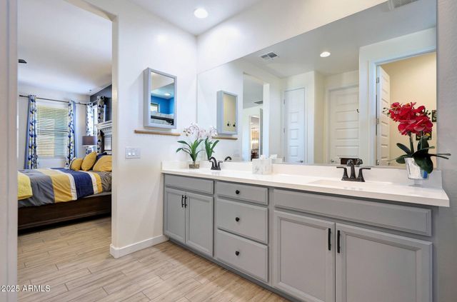 19560 W VALLE VISTA Way, Litchfield Park, AZ 85340