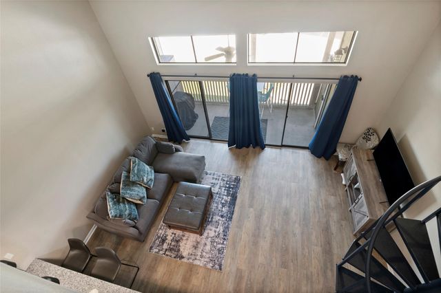 162 April Point Drive S, Conroe, TX 77356