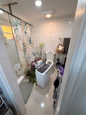 10341 NW 6th Ave, Miami, FL 33150