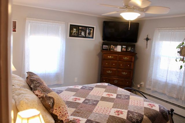 116 Bald Mountain Rd, Bernardston, MA 01337