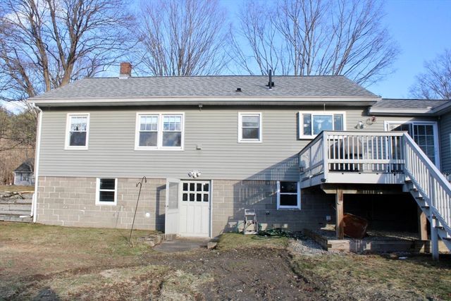 116 Bald Mountain Rd, Bernardston, MA 01337