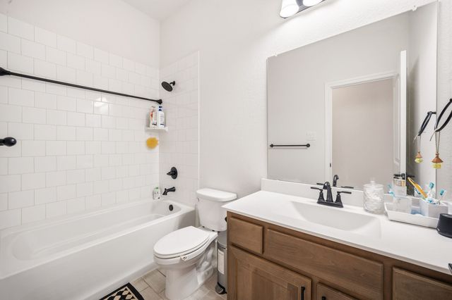 3841 Eagles Bluff Road, Midlothian, TX 76065