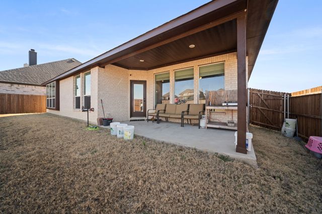 3841 Eagles Bluff Road, Midlothian, TX 76065