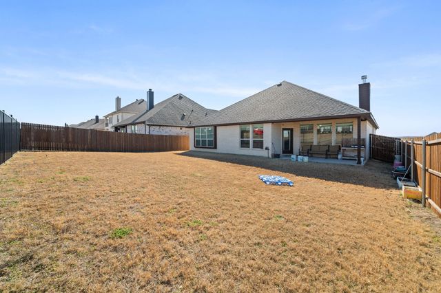3841 Eagles Bluff Road, Midlothian, TX 76065