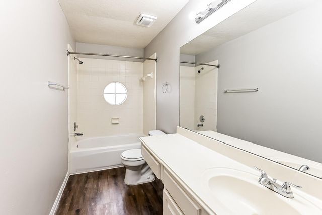 3117 Bay Creek Drive, Dickinson, TX 77539
