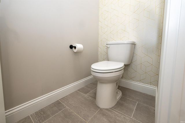 6101 Gilwell Drive, West Lafayette, IN 47906
