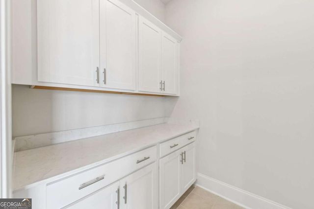 192 Herring Drive, Hoschton, GA 30548