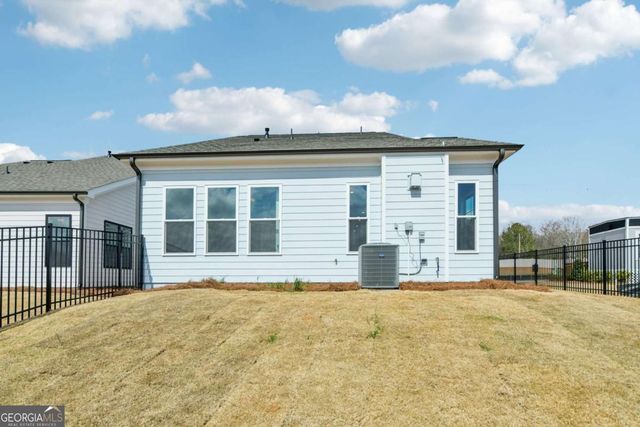 192 Herring Drive, Hoschton, GA 30548