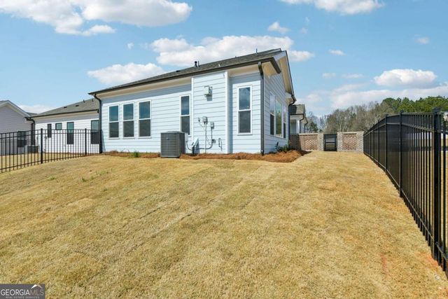 192 Herring Drive, Hoschton, GA 30548