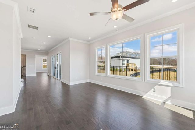 192 Herring Drive, Hoschton, GA 30548