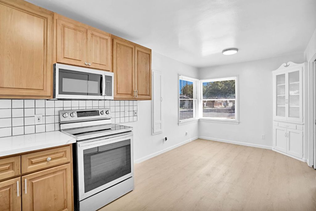 Image 13 of property listing at 2847 E Michigan, Fresno, CA 93703