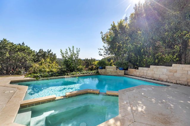 3111 Burnside CIR, Lago Vista, TX 78645