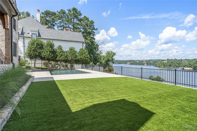 1748 Sunrise Pointe, Tuscaloosa, AL 35406