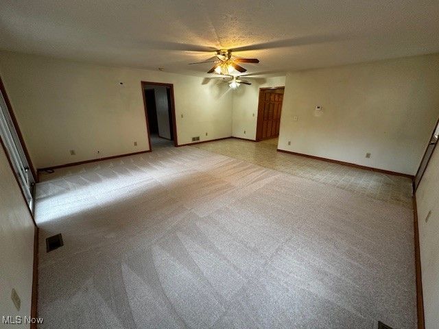 6606 Crossview Road, Seven Hills, OH 44131