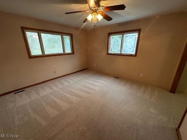 6606 Crossview Road, Seven Hills, OH 44131