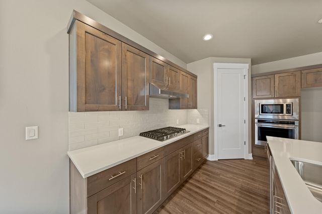 2622 NW Redwood Circle 40, Redmond, OR 97756