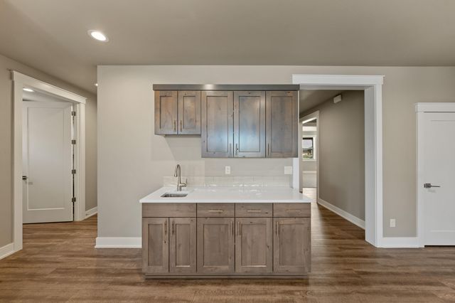 2622 NW Redwood Circle 40, Redmond, OR 97756