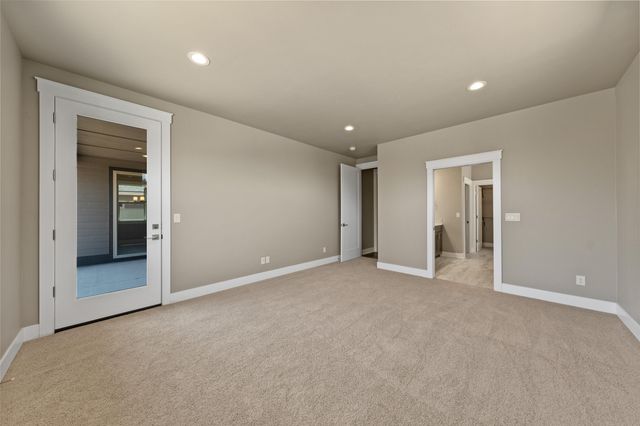 2622 NW Redwood Circle 40, Redmond, OR 97756