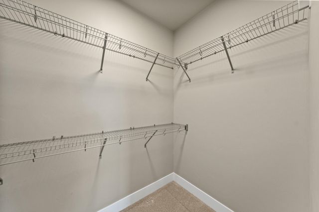 2622 NW Redwood Circle 40, Redmond, OR 97756