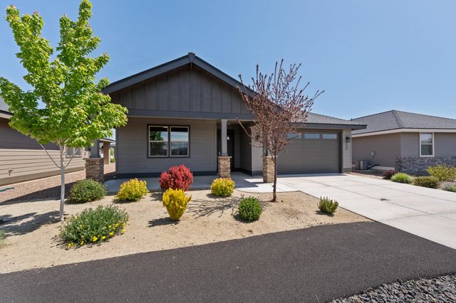 2622 NW Redwood Circle 40, Redmond, OR 97756