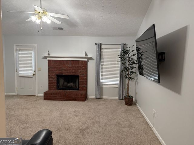 4165 Eden Valley Drive, Loganville, GA 30052