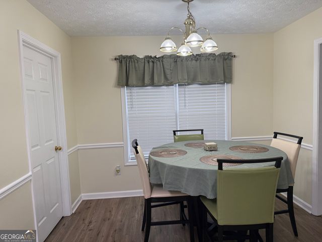 4165 Eden Valley Drive, Loganville, GA 30052