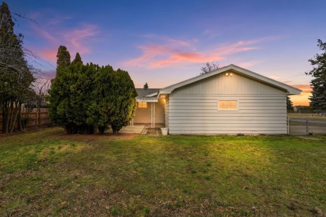 11822 E 15th Ave, Spokane Valley, WA 99206