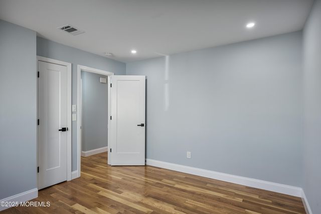 18 Bolingbroke Drive, Toms River, NJ 08757