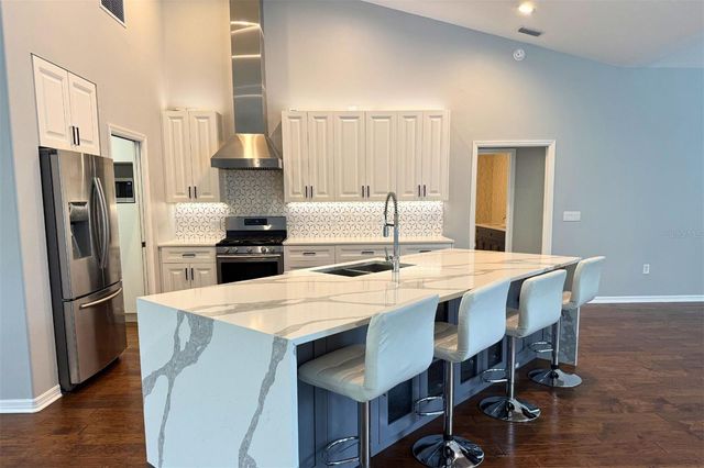 4824 HANGING MOSS LANE, Sarasota, FL 34238